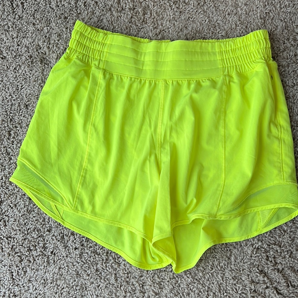 COPY - Lululemon Hotty Hot Short